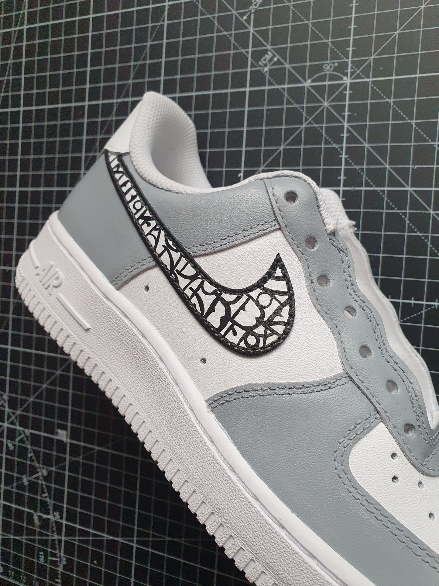 Dior Grey