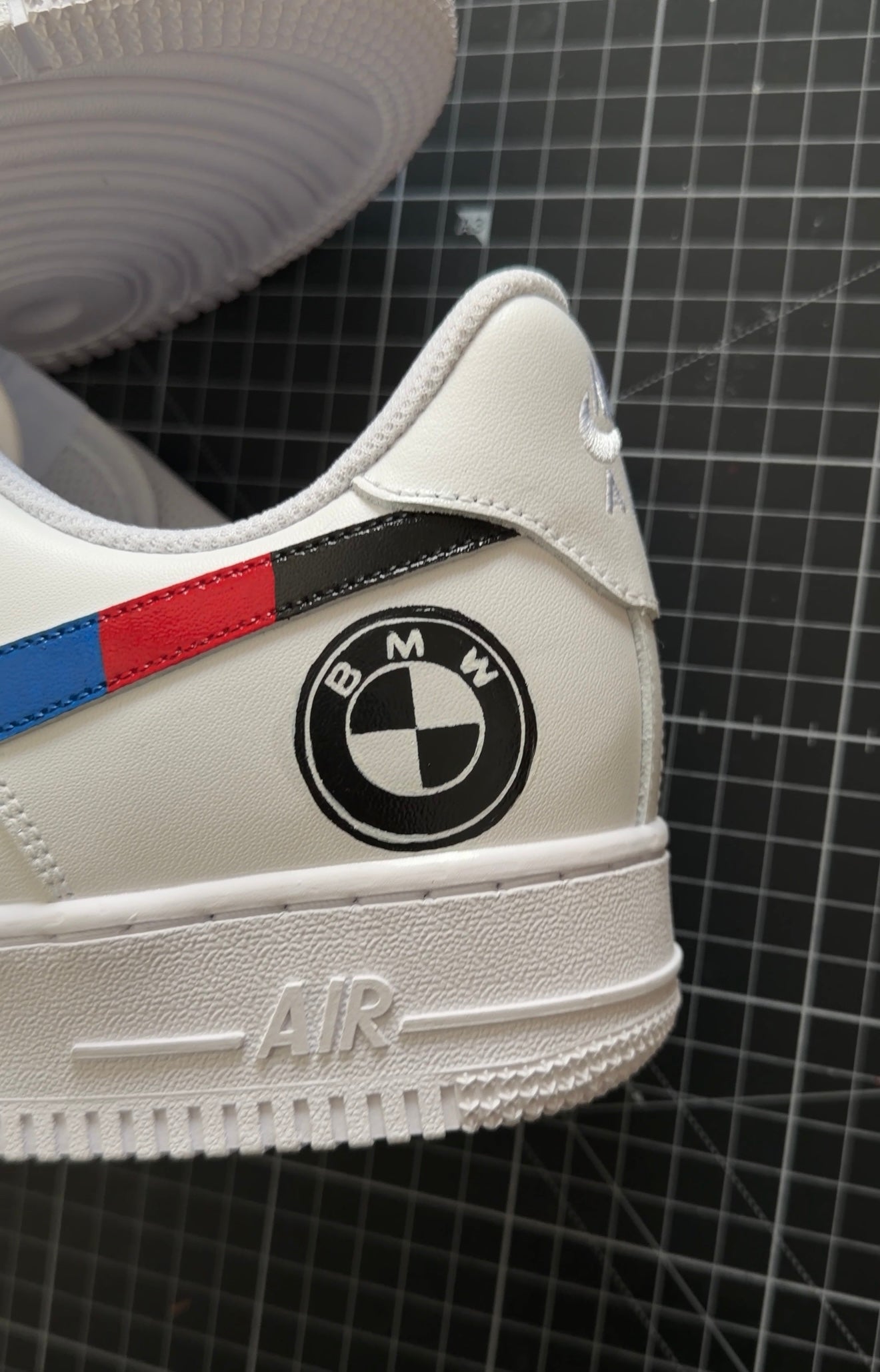 BMW (White)